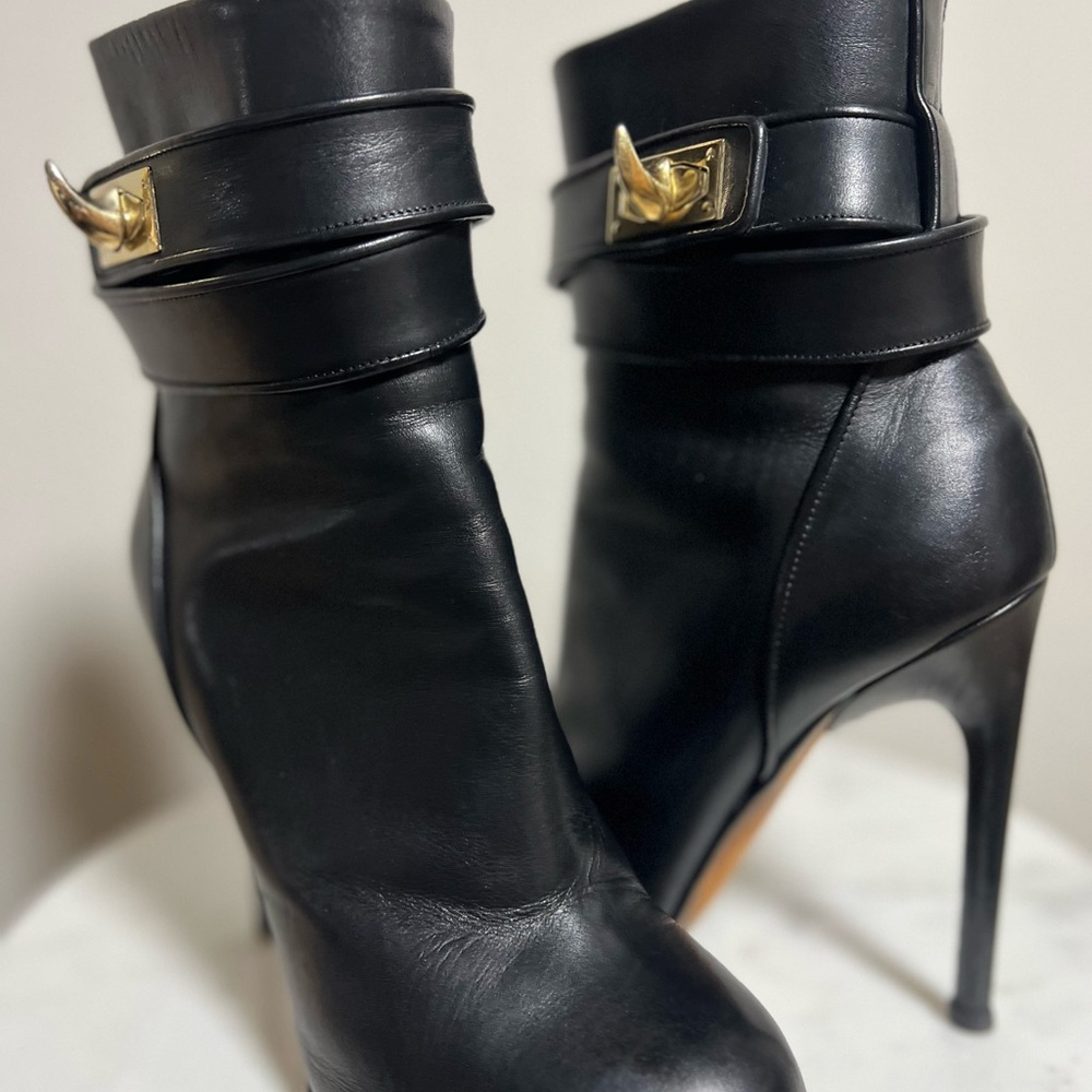 Givenchy Shark Booties - Picture 8 of 9